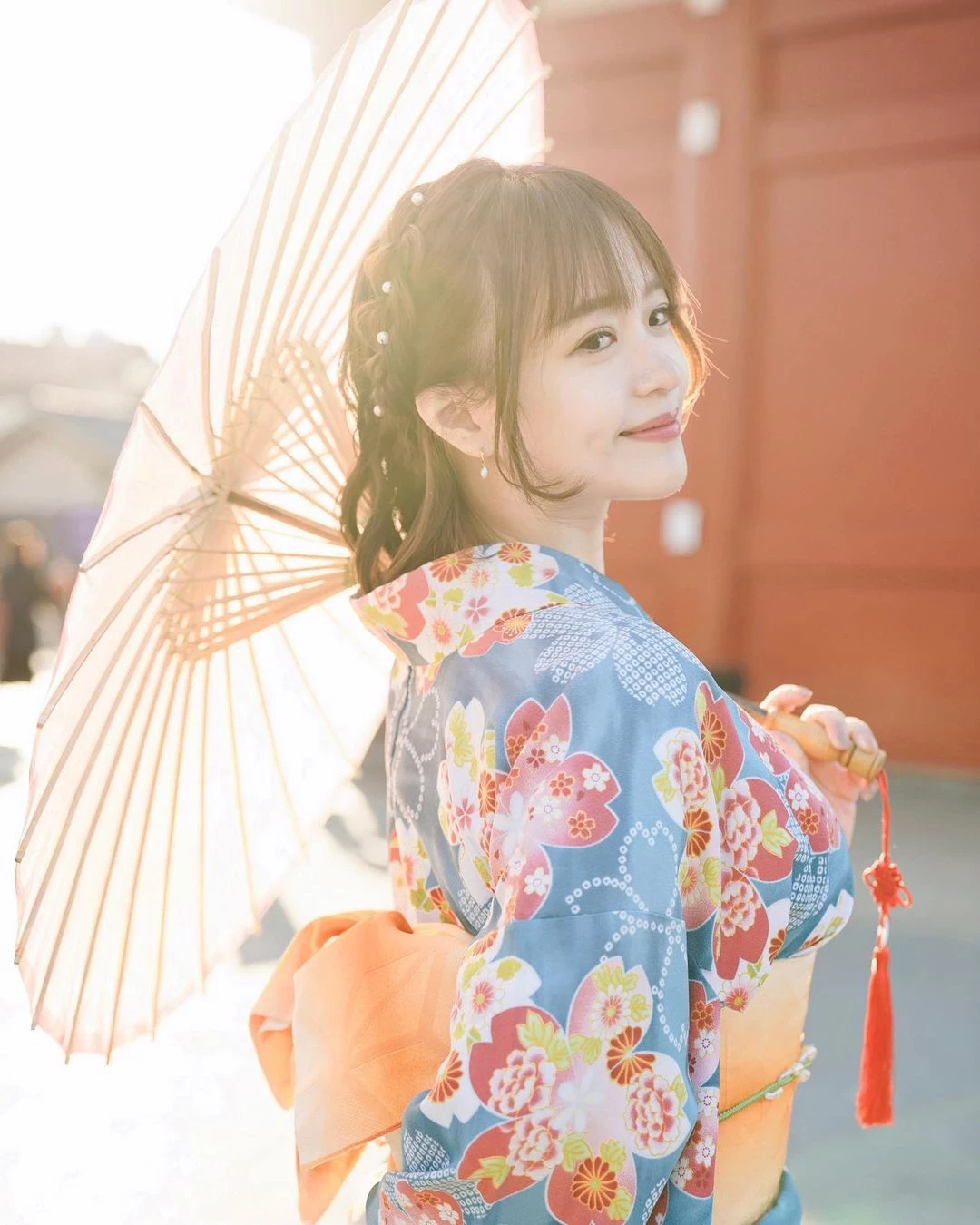 高颜值女神“王绪绪Anna”甜美脸蛋让你移不开视线 实在太正点了！ [10P]