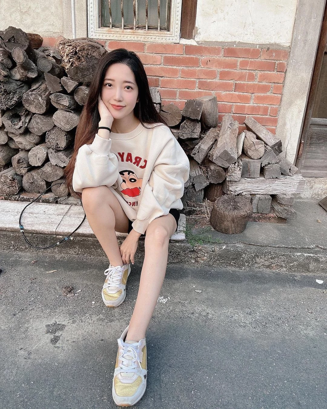 大眼正妹“派派”S型姣好身材好吸睛！整个好诱人 [10P]